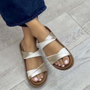 Sandalia plana