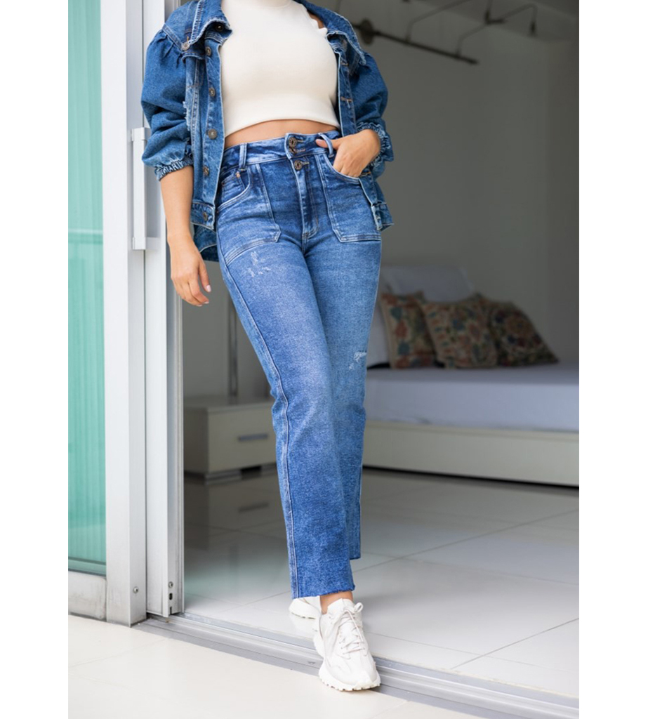 Jean Cropped 16982