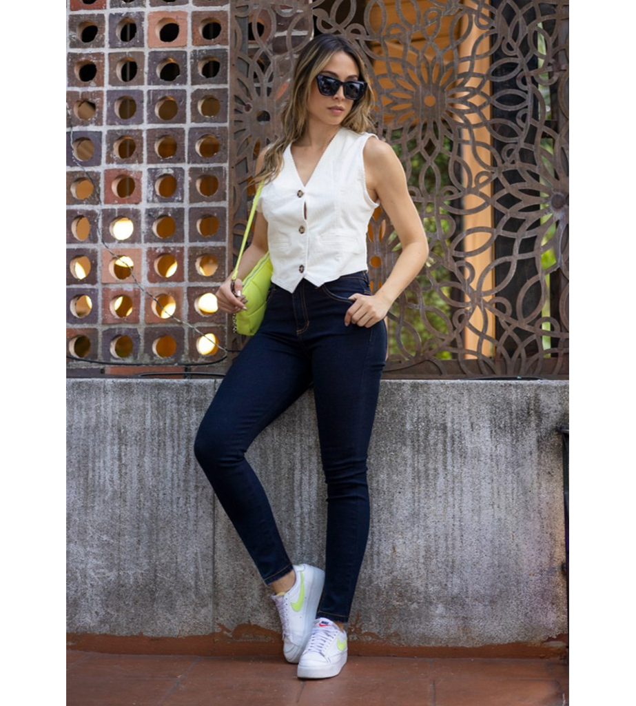 Jean 17027
