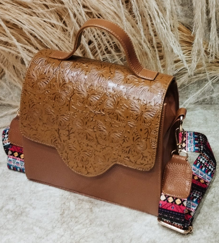 Bolso Flap solapa reata